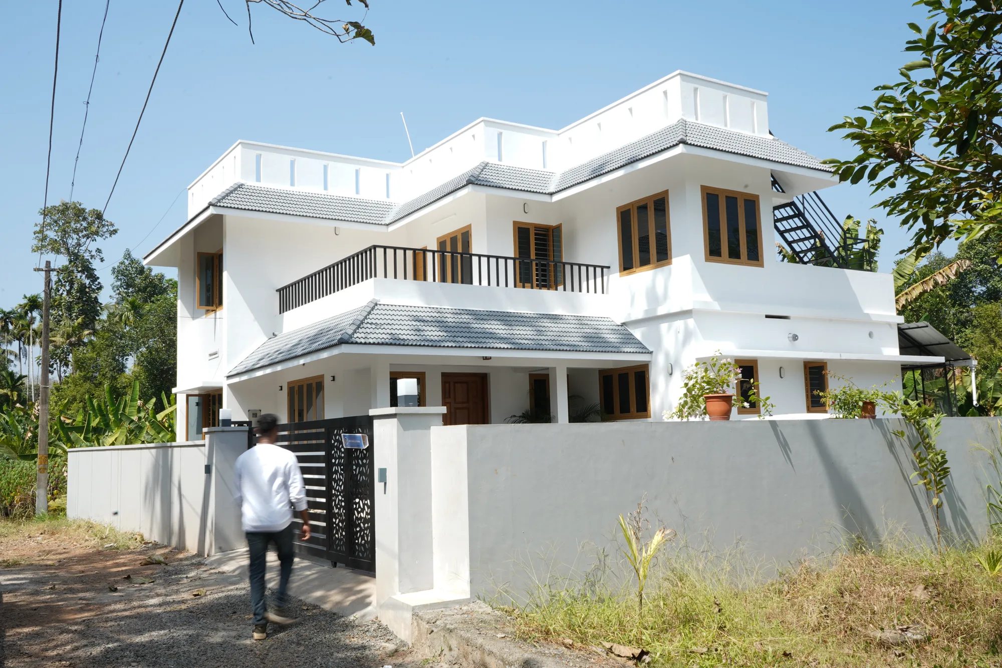 Architectural exterior detail of Danil Alex Residence