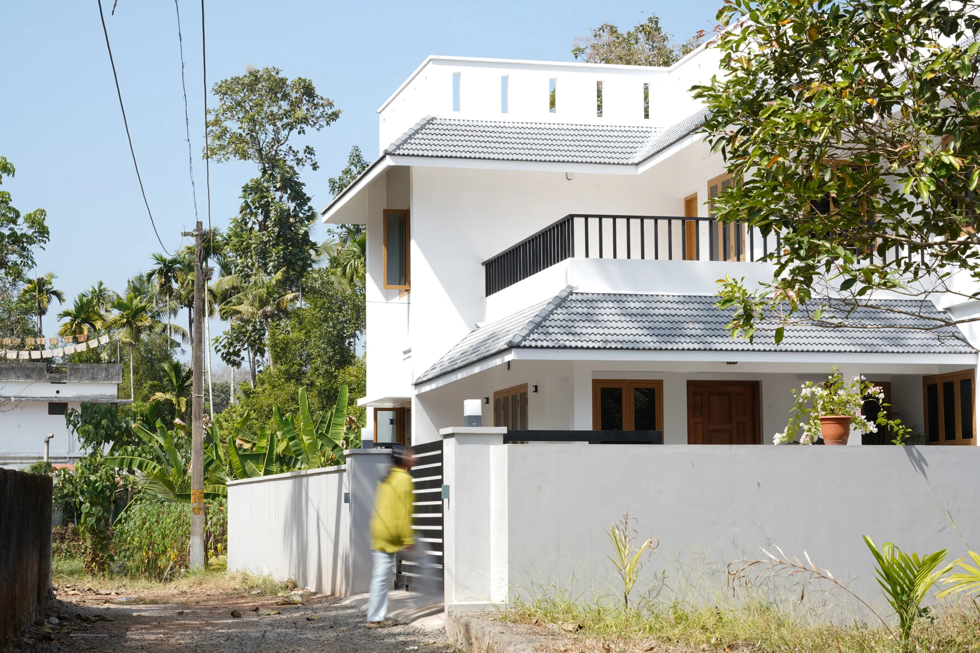 Danil Alex Residence exterior with family at arrival