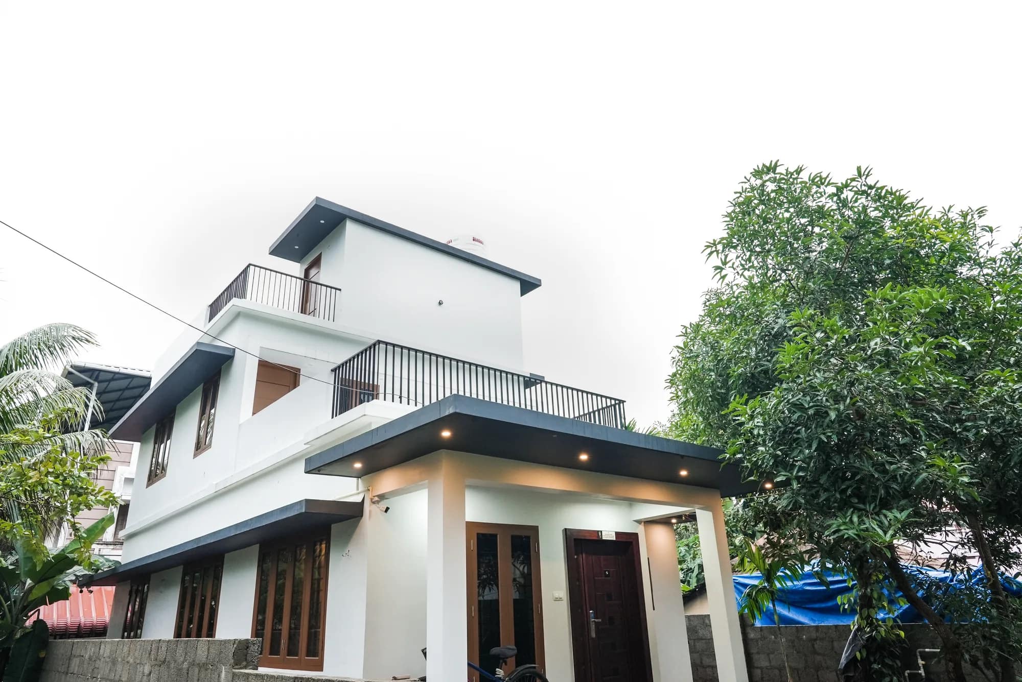 TL PATHROSE RESIDENCE — Tripunithura · Ernakulam